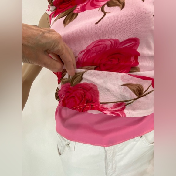 NWT Red Roses Top - Picture 4 of 8
